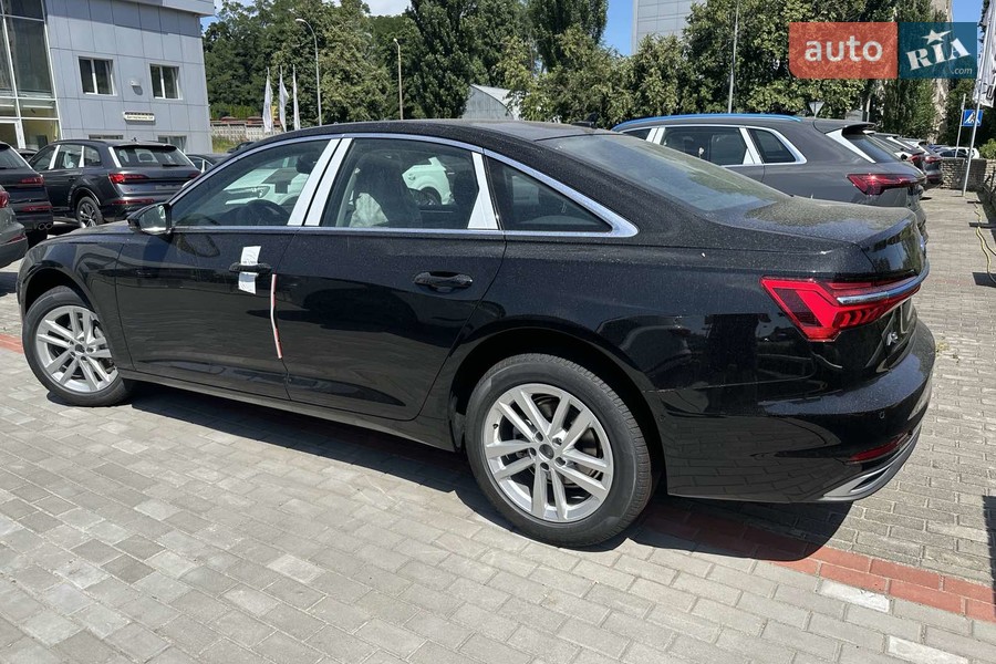 Audi A6 - фото 13