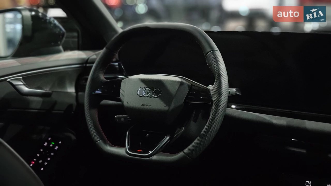 Audi-24