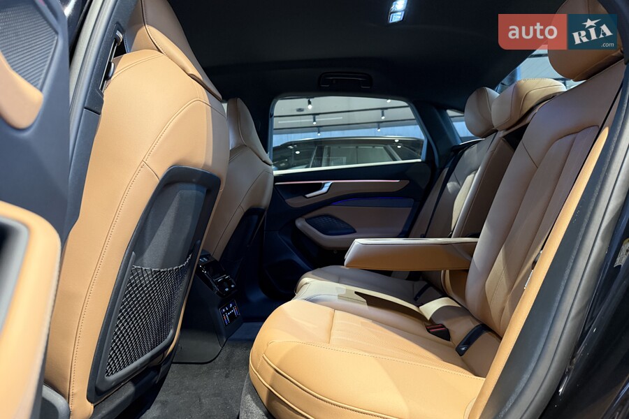 Audi A6 - фото 20