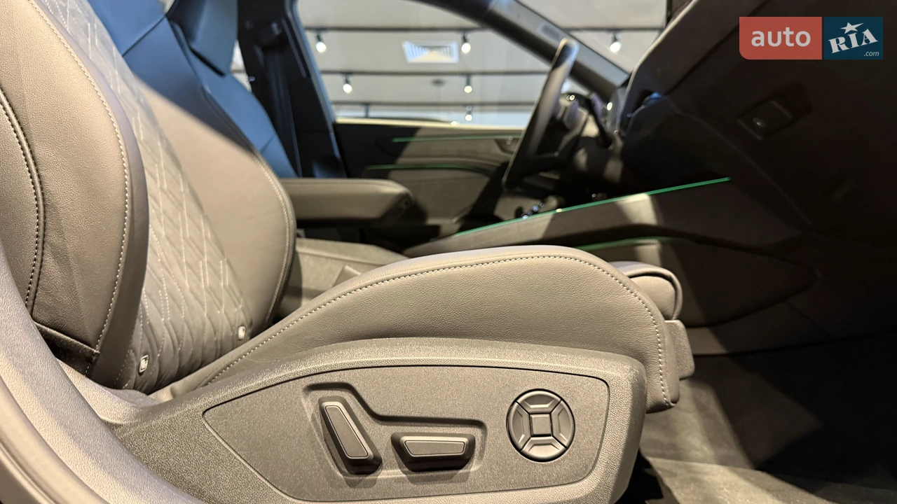 Audi-26