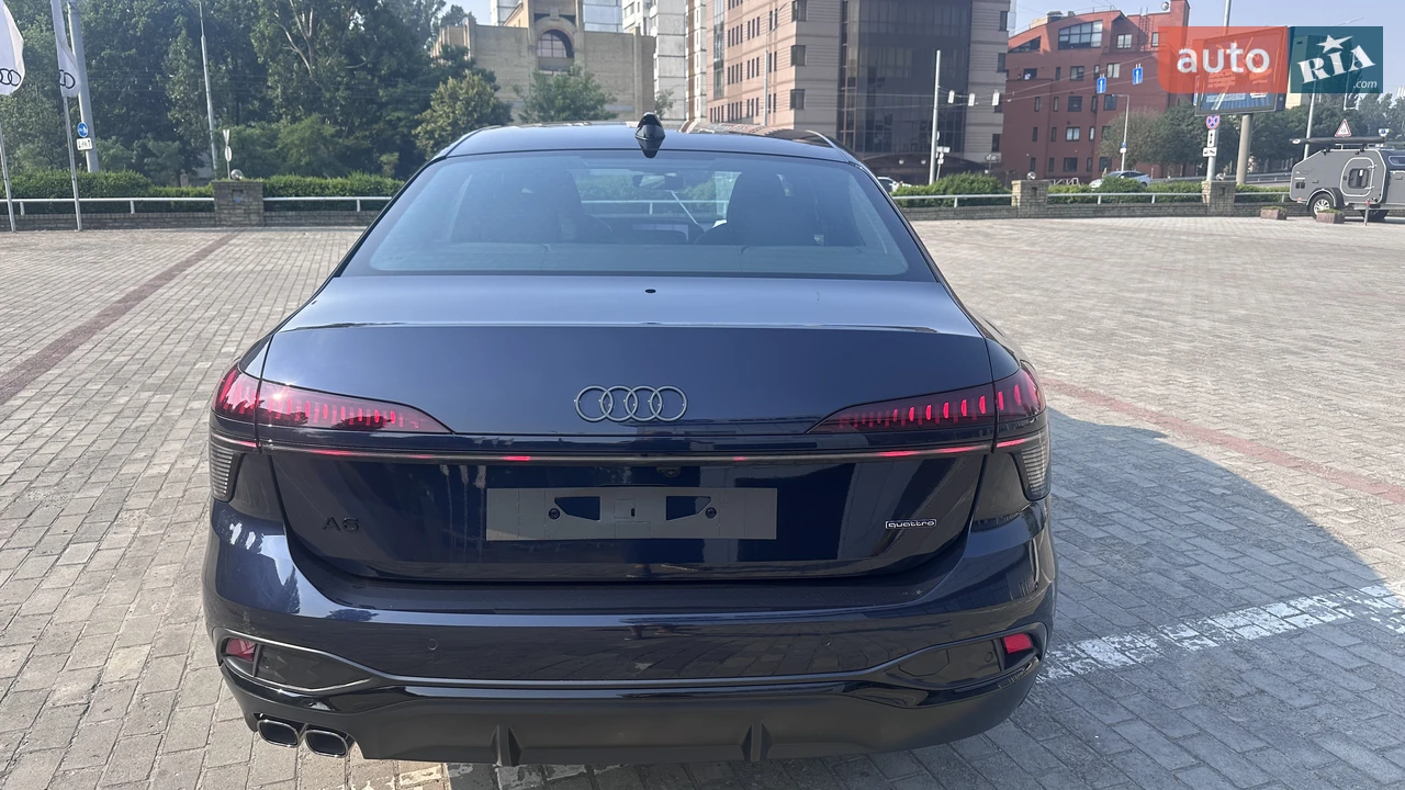 Audi-22