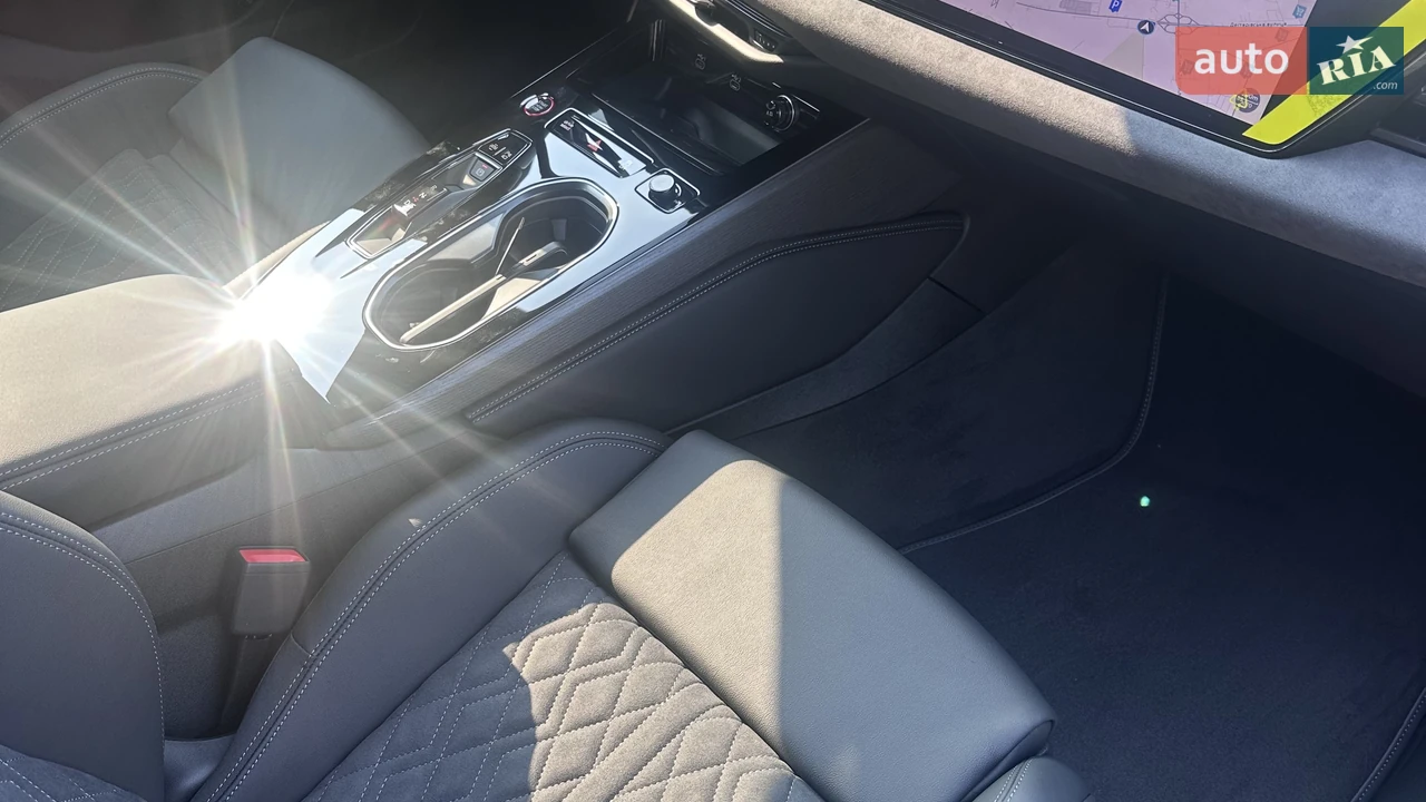 Audi-25