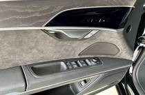 Audi A8 Base