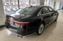 Audi A8 Base