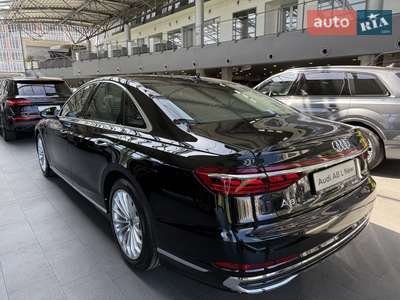 Новый Audi A8 2025 - фото 4