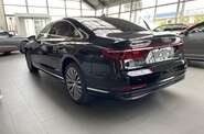 Audi A8 Basis