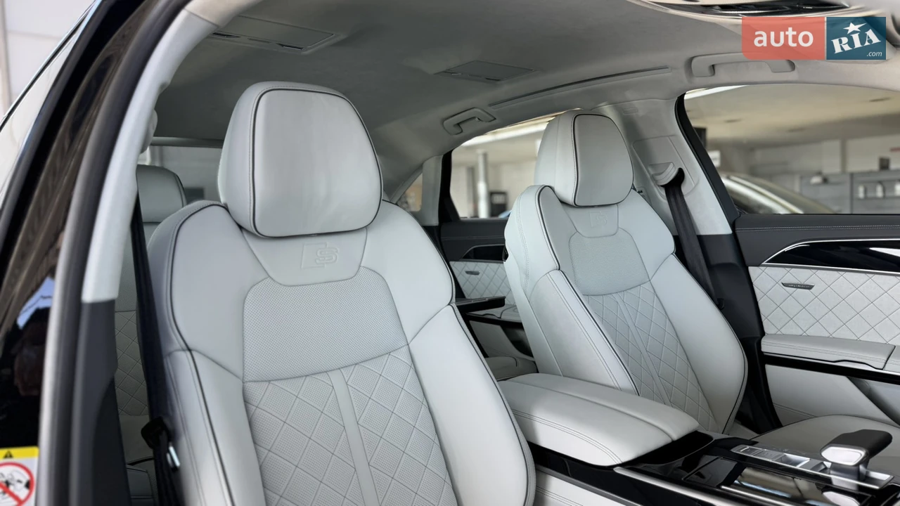 Audi-20