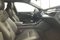 Audi A8 Base