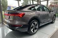 Audi e-tron Sportback Base