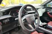 Audi e-tron S-Line