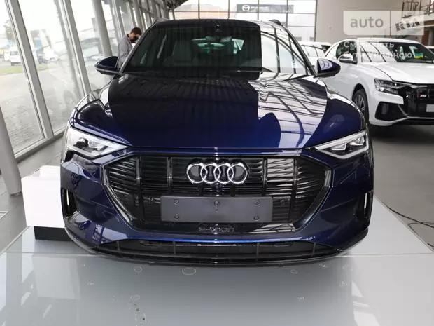 Audi e-tron Advanced