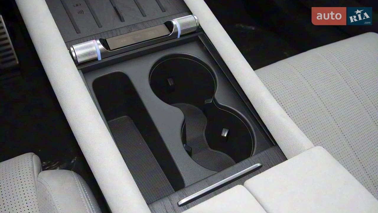 Audi-21