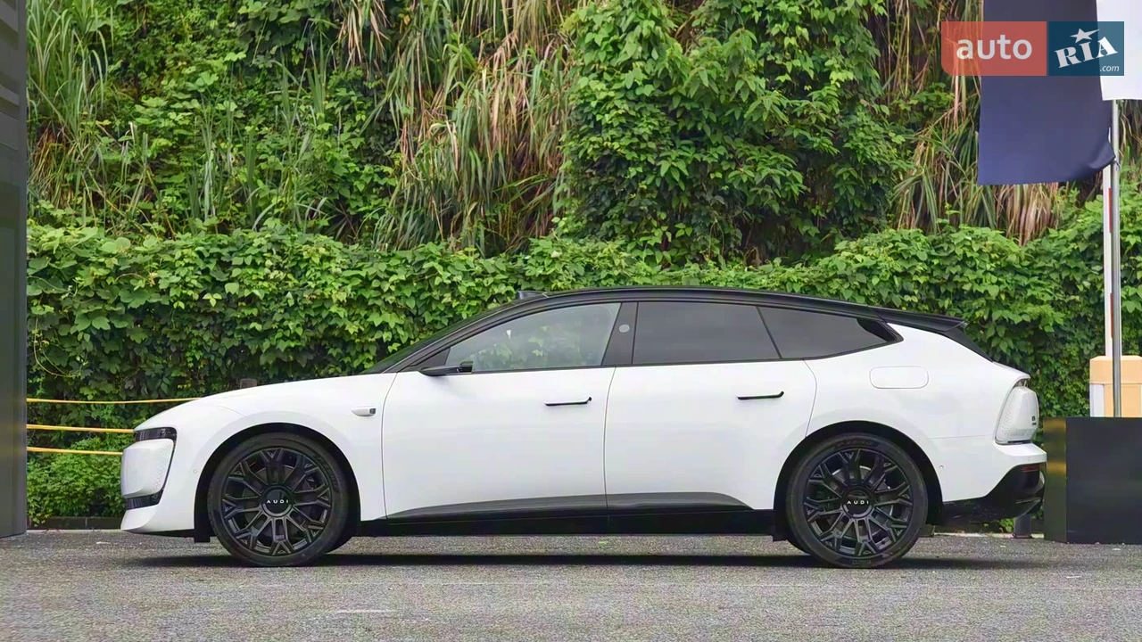 Audi-5