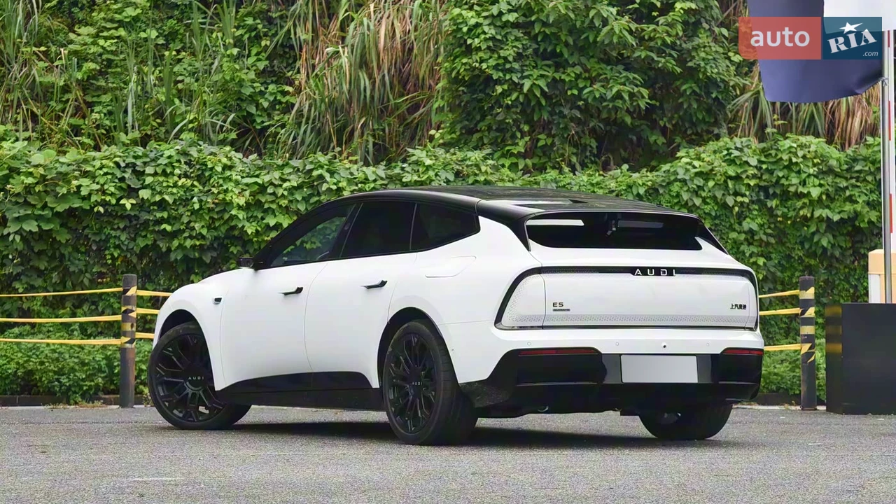 Audi-7