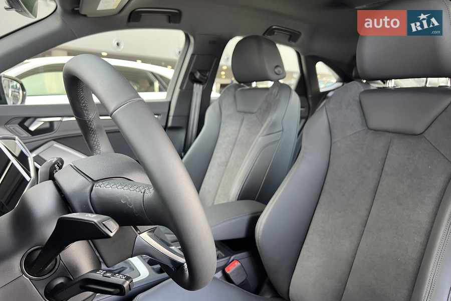 Audi Q3 Sportback - фото 28
