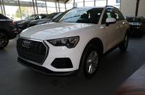 Audi Q3 Basis