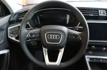 Audi Q3 Basis