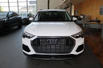 Audi Q3 Basis