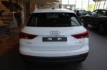 Audi Q3 Basis