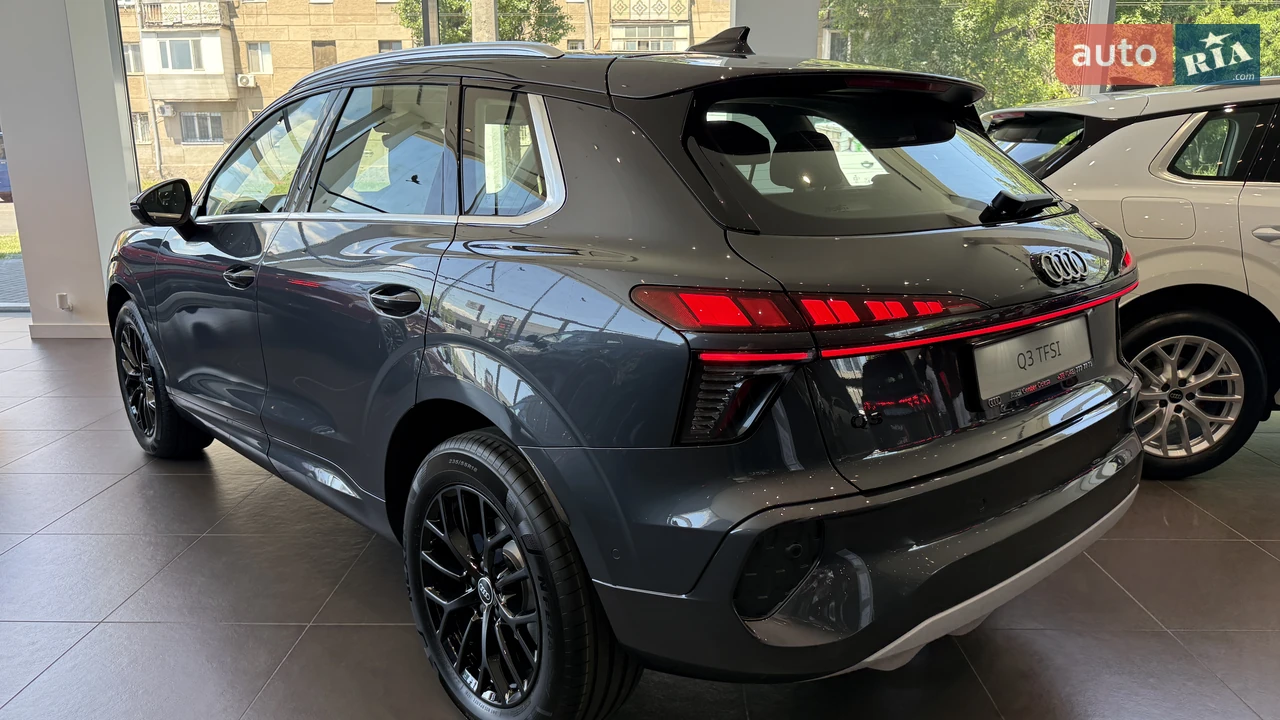 Audi-8