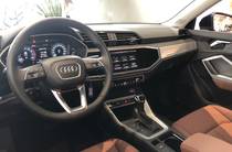 Audi Q3 Basis