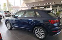 Audi Q3 Basis