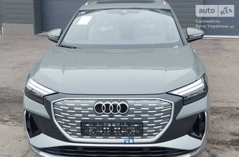 Audi Q4 e-tron 2023 Creative