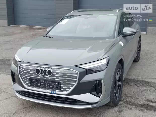 Audi Q4 e-tron Creative