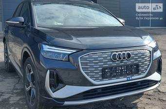 Audi Q4 e-tron 2023 Creative