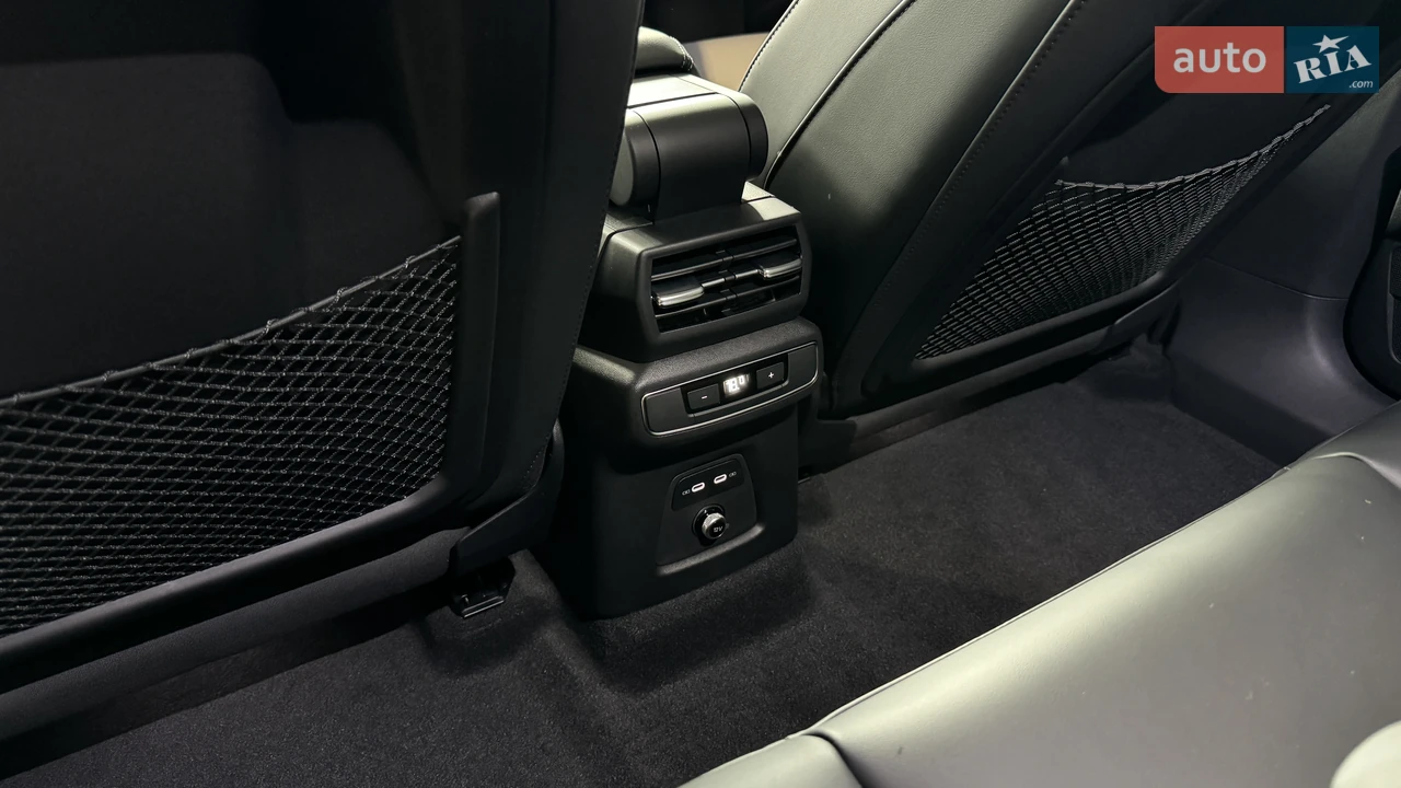 Audi-24