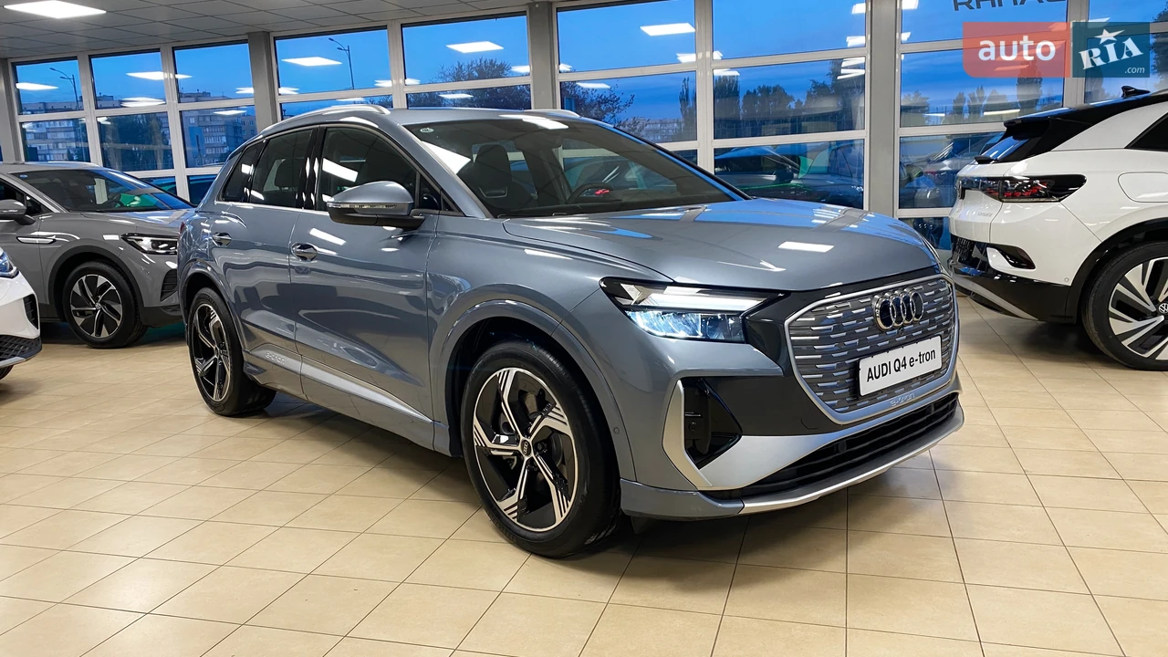 Audi Q4 e-tron Creative