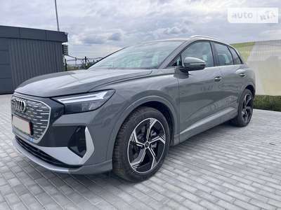 Audi Q4 e-tron 2025 Creative