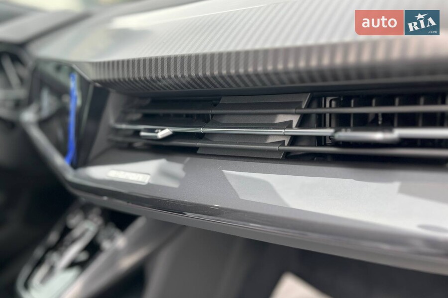 Audi Q4 e-tron - фото 18