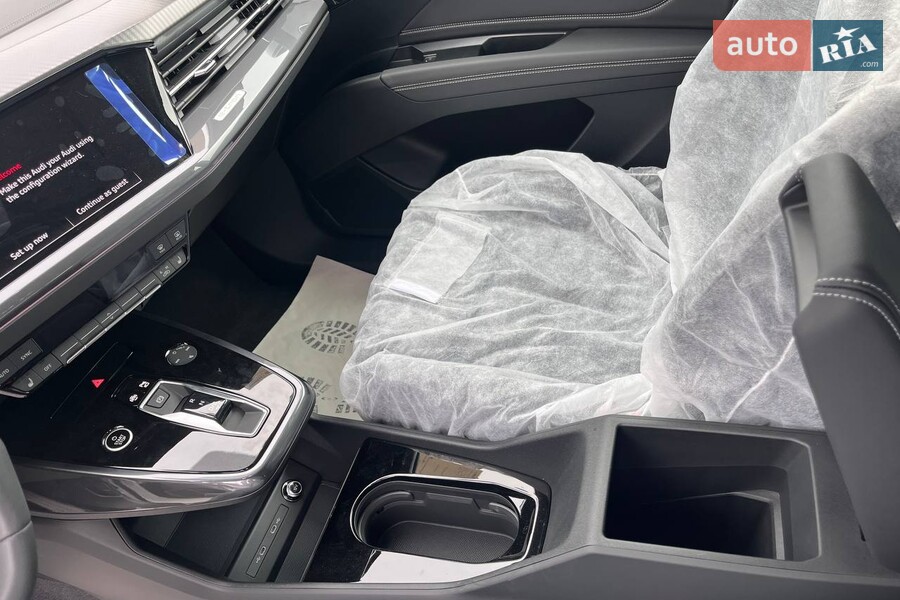 Audi Q4 e-tron - фото 16