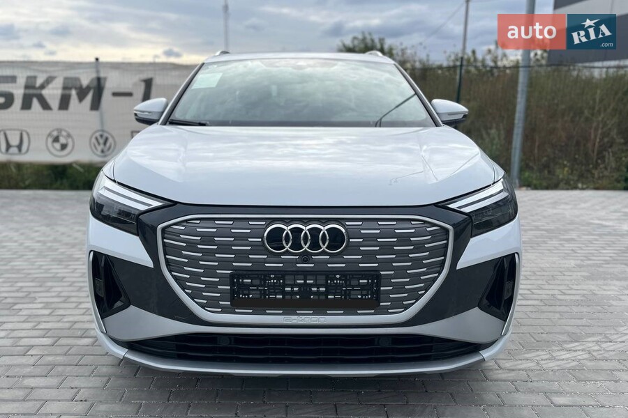 Audi Q4 e-tron - фото 4