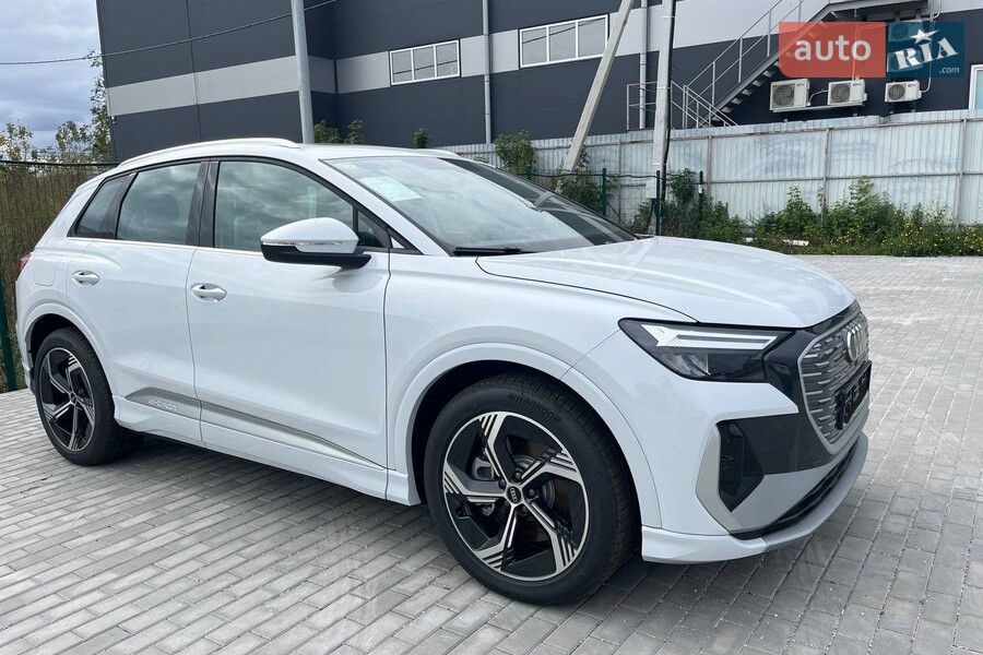 Audi Q4 e-tron - фото 2