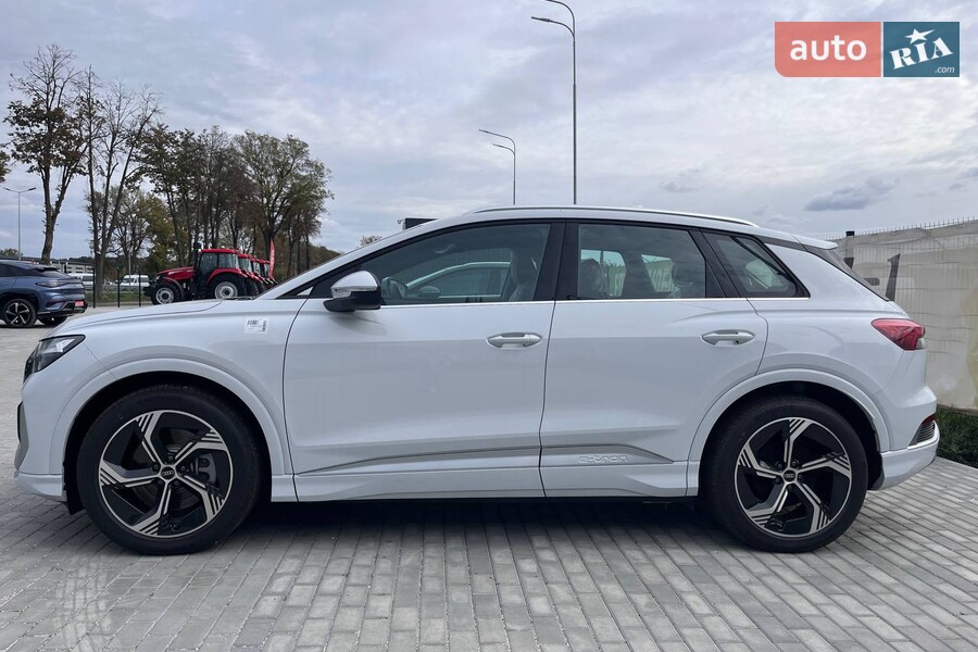 Audi Q4 e-tron - фото 11
