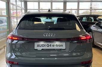 Audi Q4 e-tron 2024 Creative