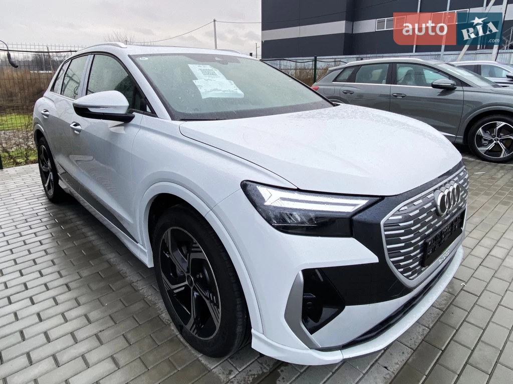 Audi Q4 e-tron Creative