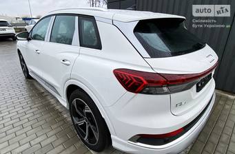 Audi Q4 e-tron 2024 Creative