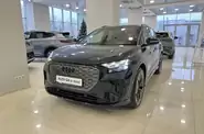 Audi Q4 e-tron Creative