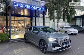 Audi Q4 e-tron 2025 Creative