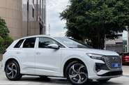 Audi Q4 e-tron Creative