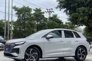Audi Q4 e-tron Creative
