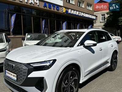 Audi Q4 e-tron 2025 Creative