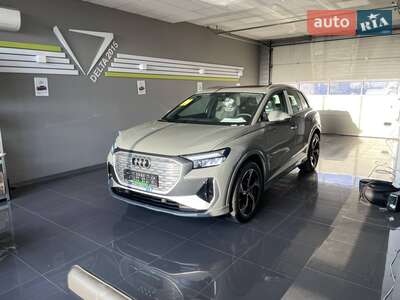Audi Q4 e-tron 2025 Creative