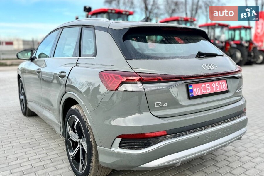 Audi Q4 e-tron - фото 7