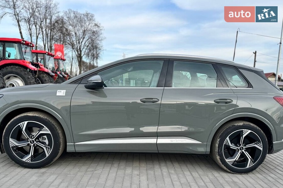 Audi Q4 e-tron - фото 12