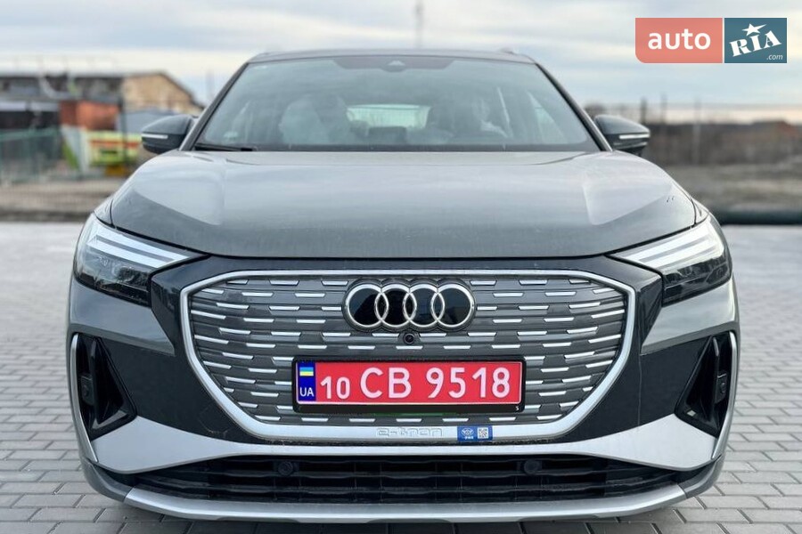 Audi Q4 e-tron - фото 3