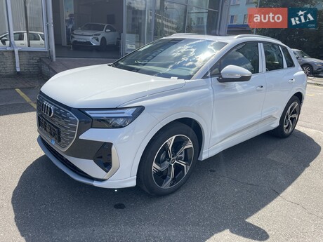Audi Q4 e-tron 2025